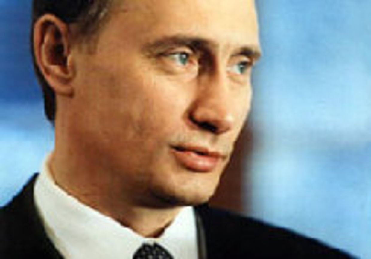 Путин снова идет назад в будущее picture
