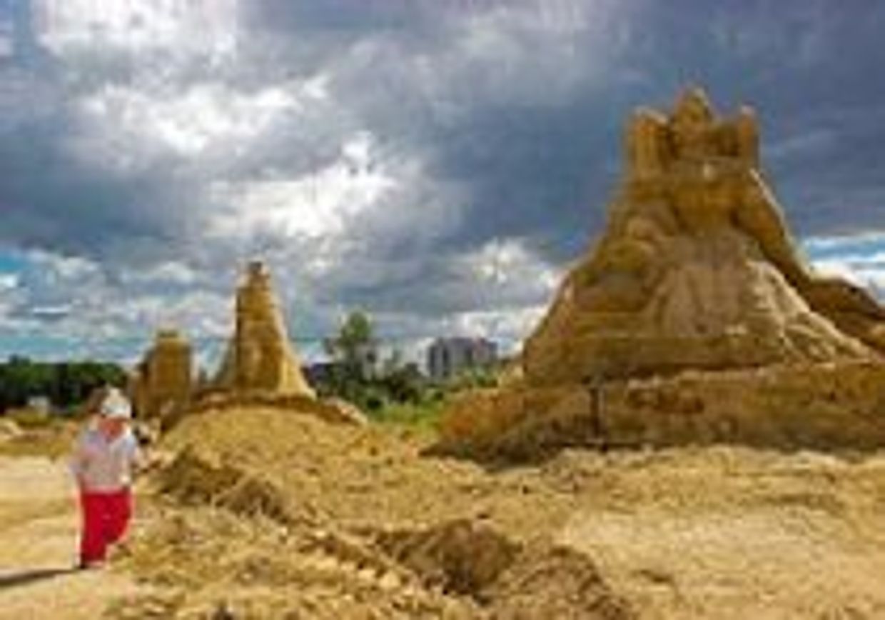 Россия в заголовках зарубежной прессы. 10 июля picture