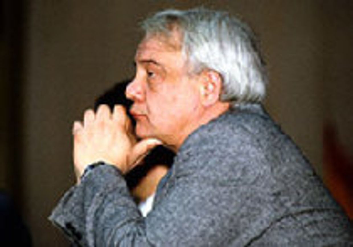 Надзиратель и страна без бунта picture