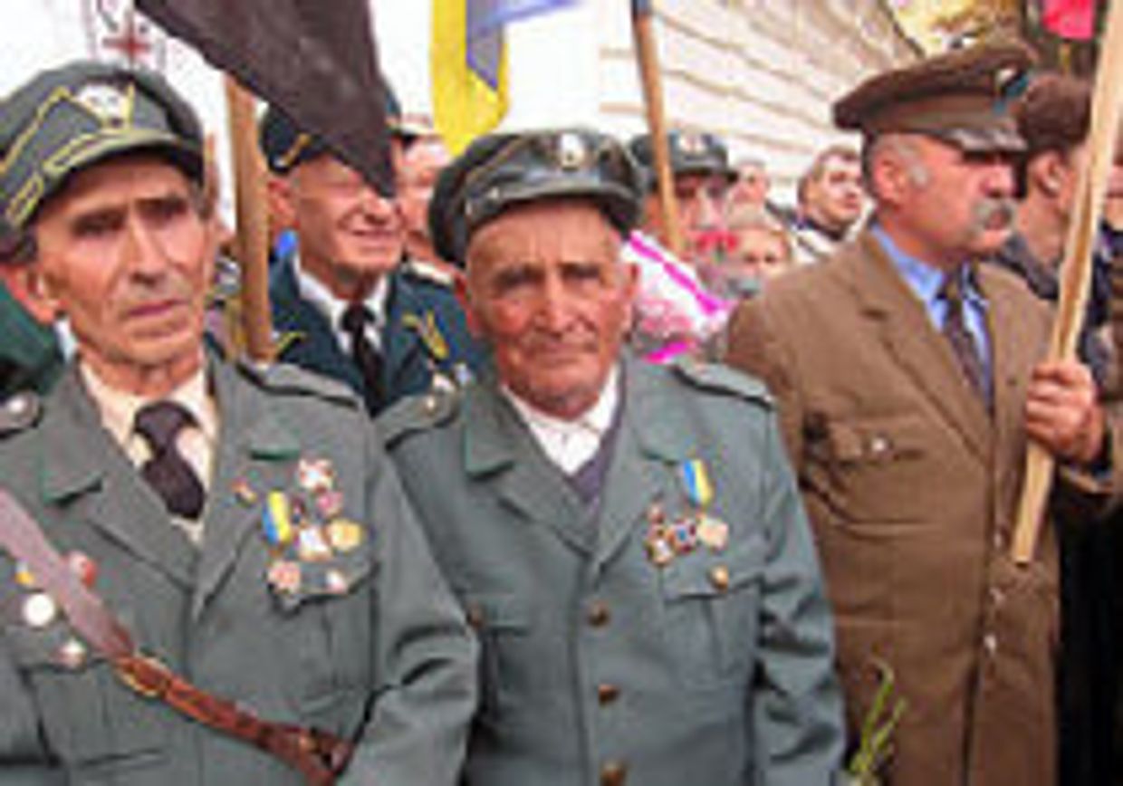 Чехословацкая армия против бандеровских банд picture