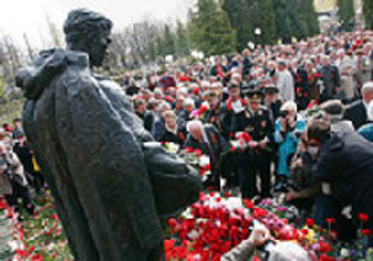 Депутат европарламента обвиняет эстонские власти picture