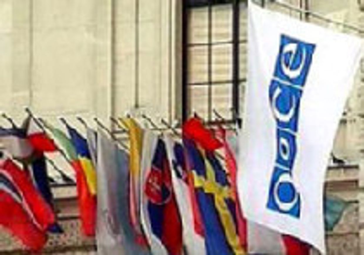 Наблюдатели отказываются от присутствия на российских выборах picture