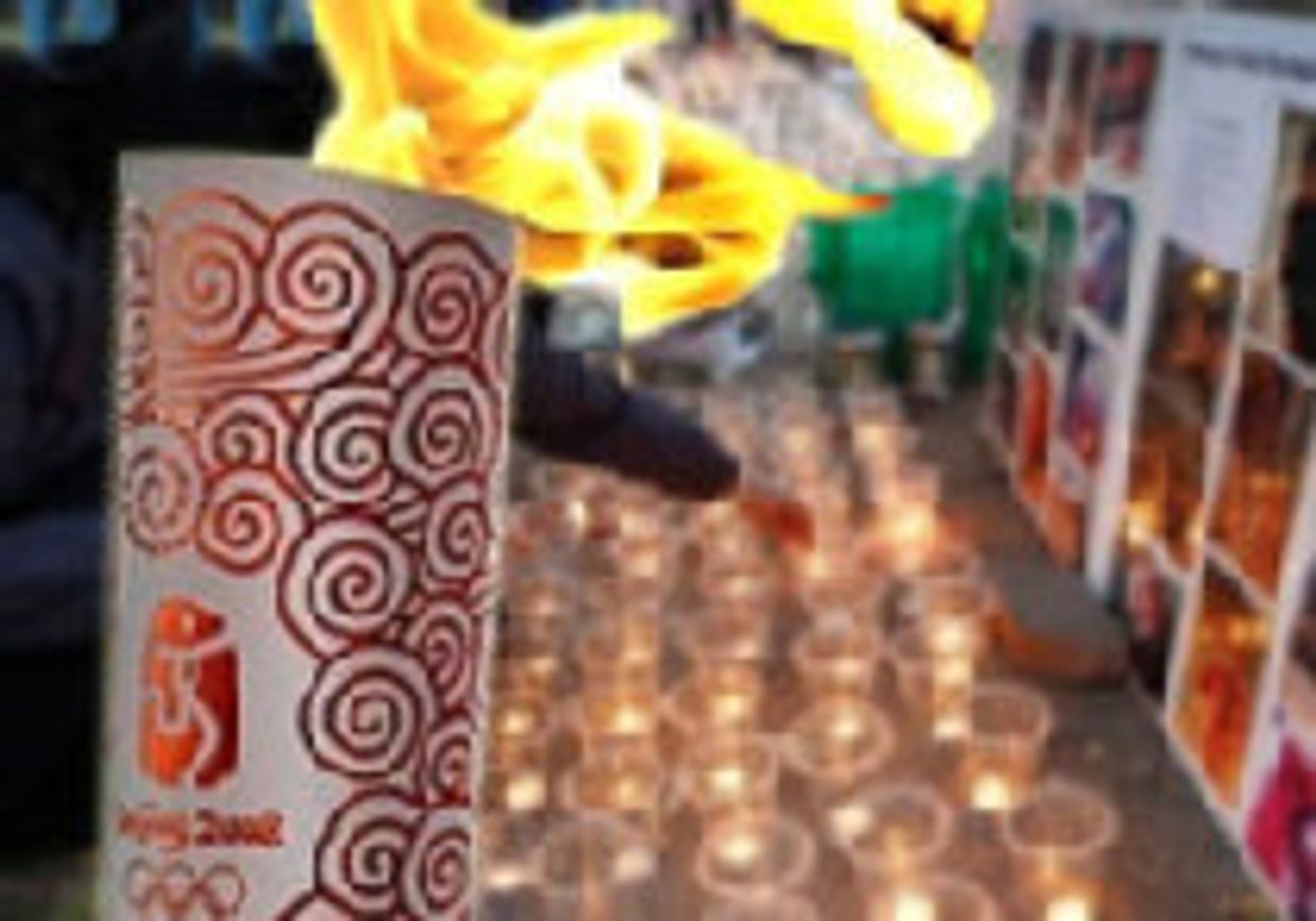 Олимпийский факел разжигает национализм picture