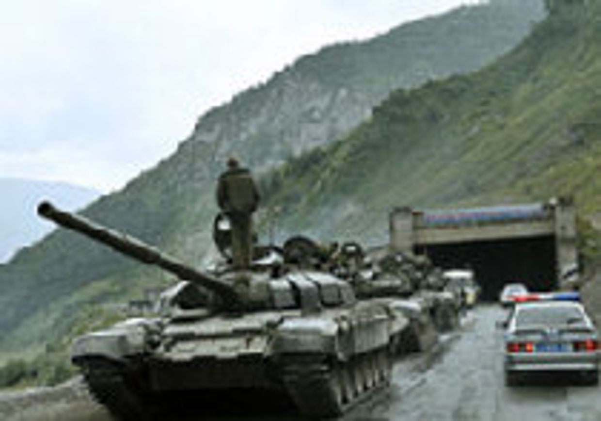 В Грузии Россия увидела недостатки своей армии picture