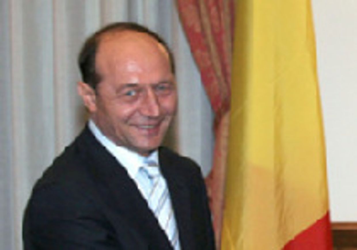 Траян Бэсеску и Новые правые picture