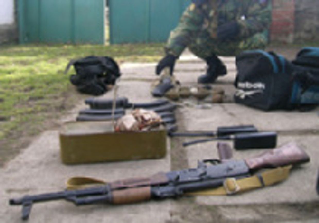 Не исключено, что оружие от американцев попадает в руки талибов picture
