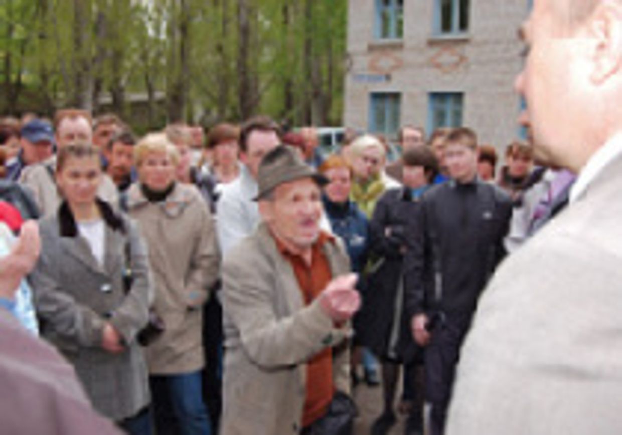 Голод, холод и безработица вызывают волнения в российском городке picture