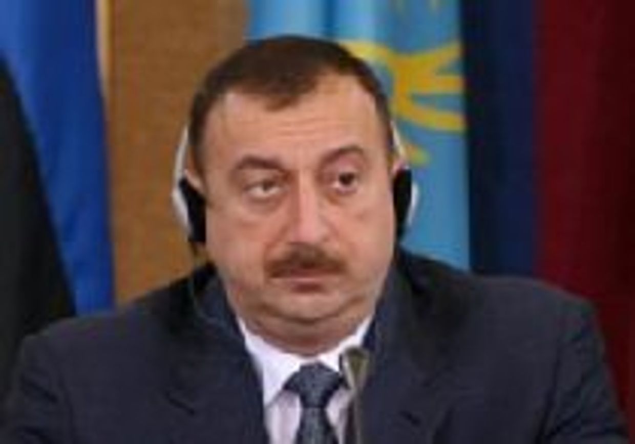 С кем по пути Азербайджану? picture