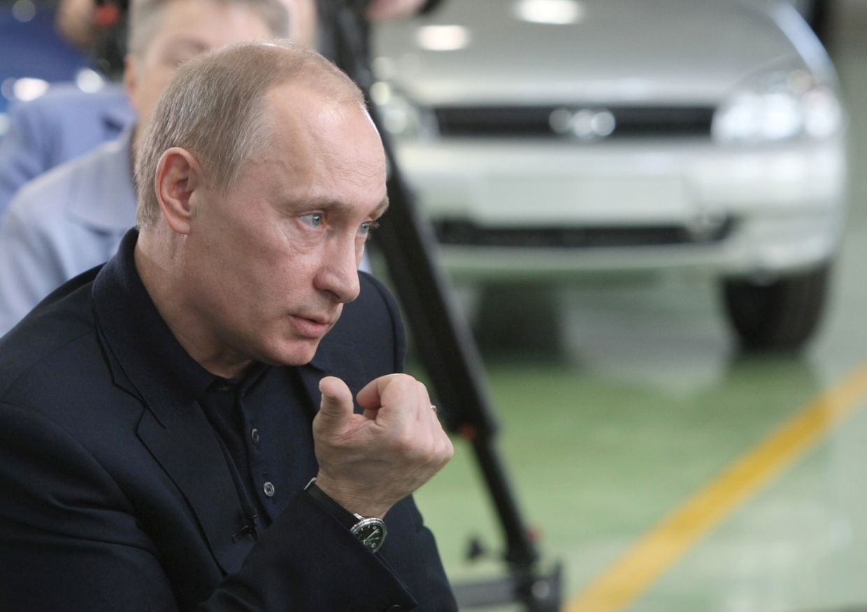 Премьер-министр РФ Владимир Путин посетил АвтоВАЗ