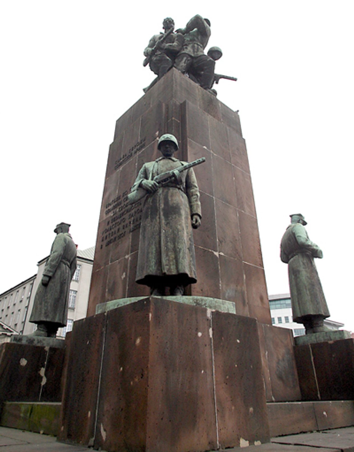 памятник Братства по оружию