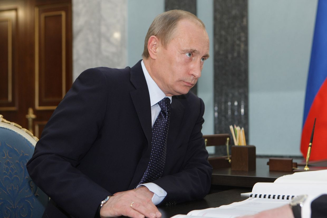 Премьер-министр РФ В.Путин встретился с губернатором Приморского края С.Дарькиным