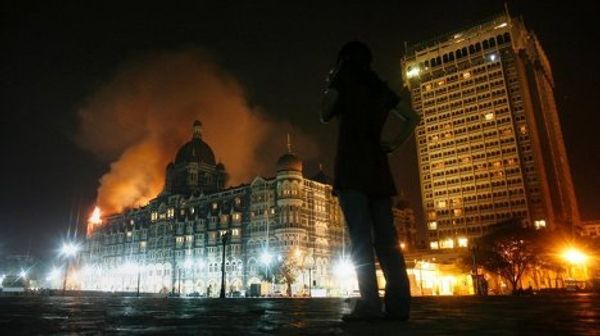 Reign of terror Гостиницы Мумбаи атакованы патистанскими террористами