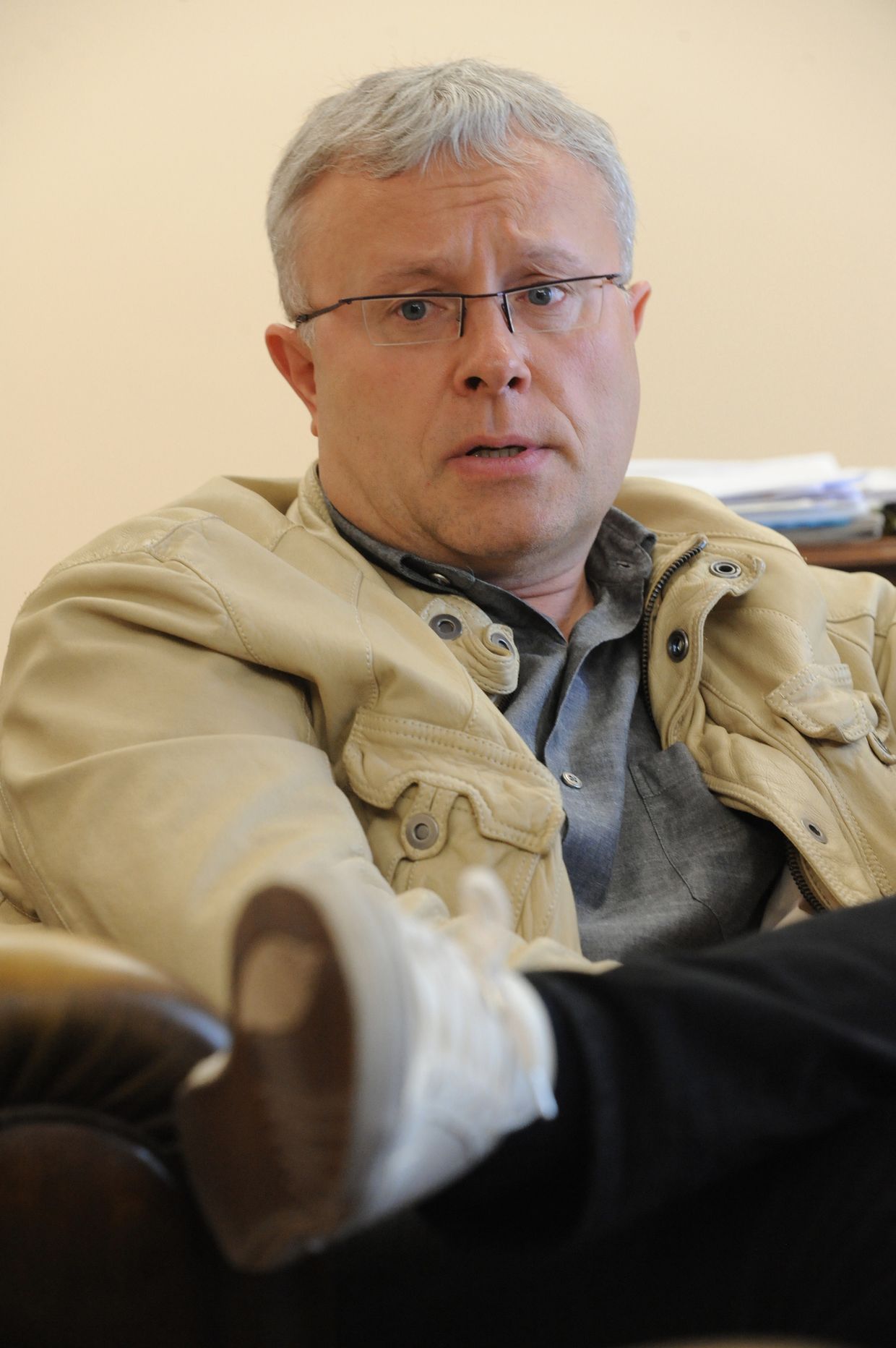 Александр Лебедев во время интервью
