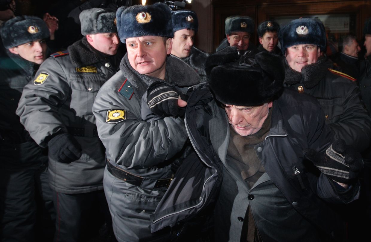 Милиция на Марше несогласных