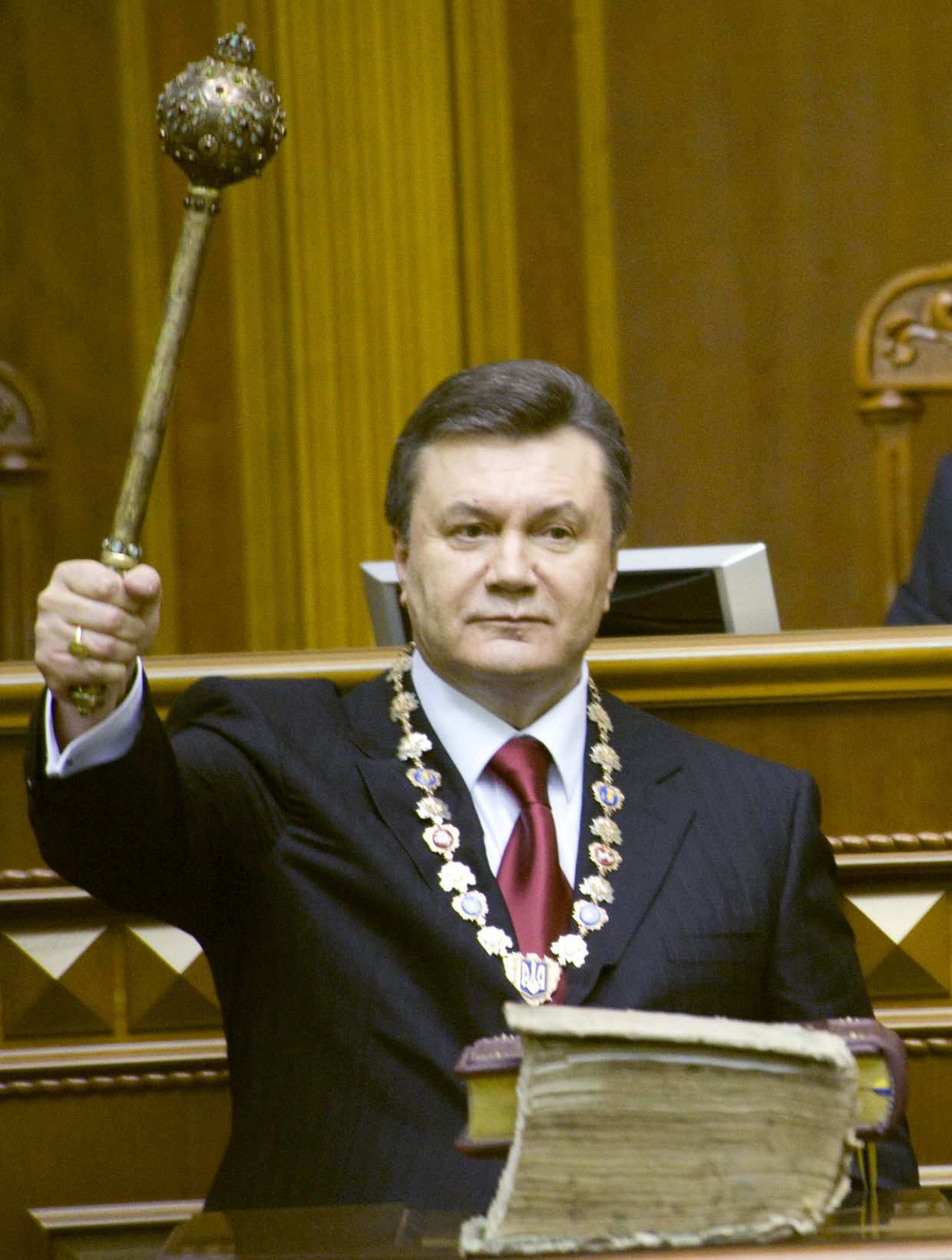 Президент Украины Виктор Янукович во время вступления в должность 