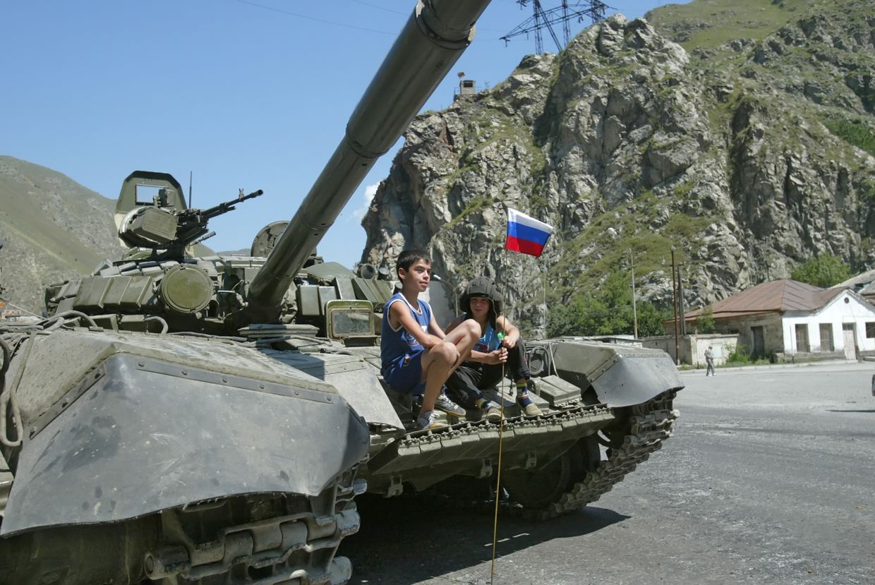 Продолжается военный конфликт в Южной Осетии