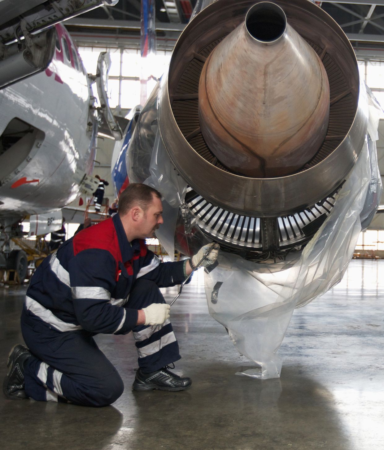 Работа Внуковского авиаремонтного завода ВАРЗ-400
