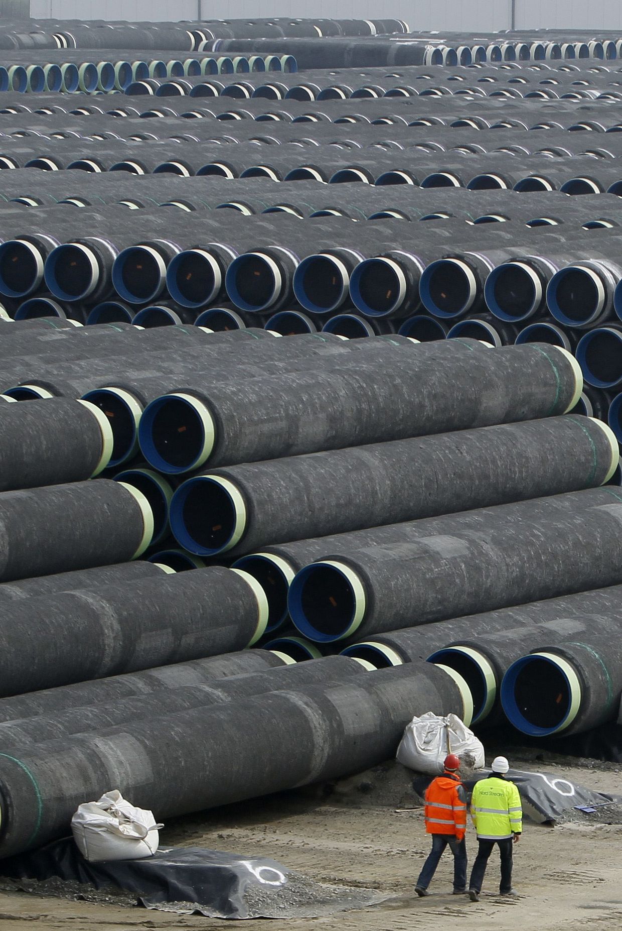 Трубы для начала строительства газопровода Северный поток