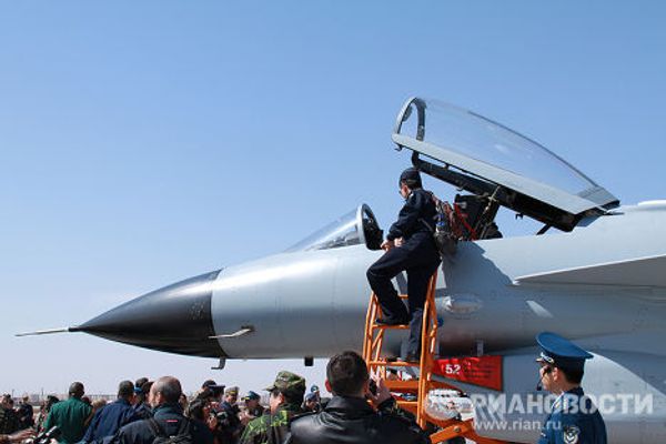 Многоцелевой одноместный истребитель поколения «3+» Цзянь-10 (J-10)