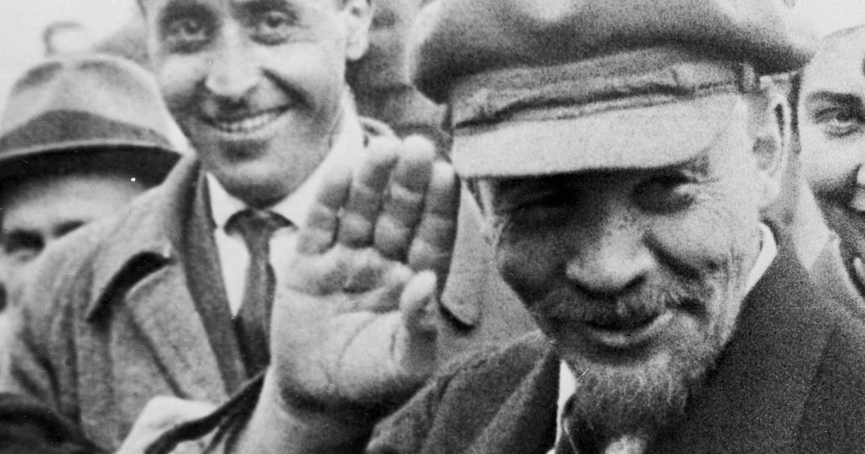 Ленин во время закладки памятника Ленин во время закладки памятника