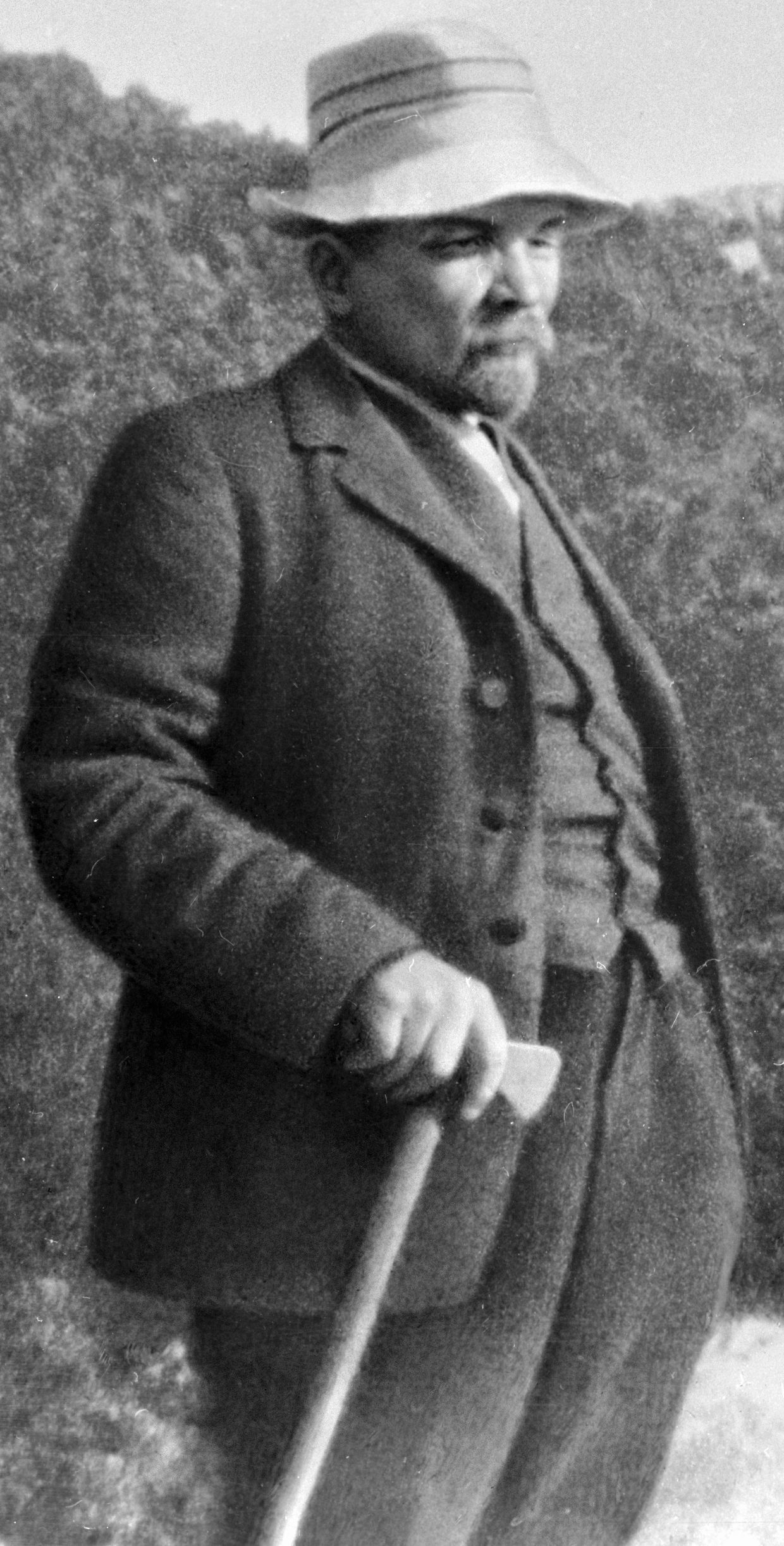 Ленин на прогулке в горах Татры