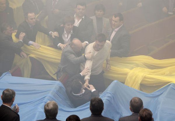 Ратификация договора о ЧФ РФ в Верховной Раде Украины