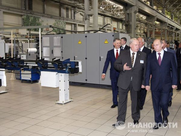 Премьер-министр РФ Владимир Путин посетил ОАО Ижмаш