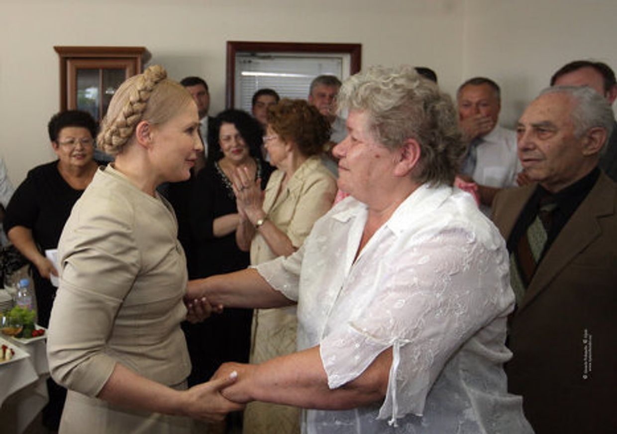 Встреча Юлии Тимошенко с одноклассниками и школьными учителями