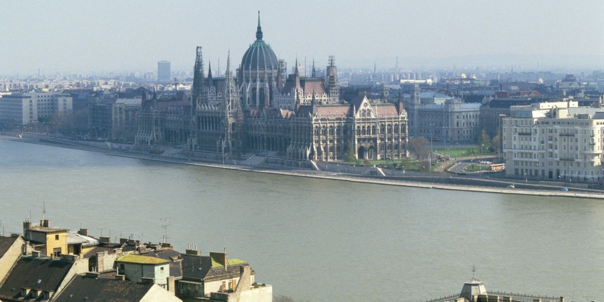 Здание венгерского парламента