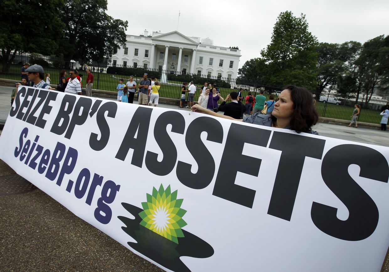 BP предстоит ответить на множество вопросов касательно того, кто виноват в катастрофе в Мексиканском заливе