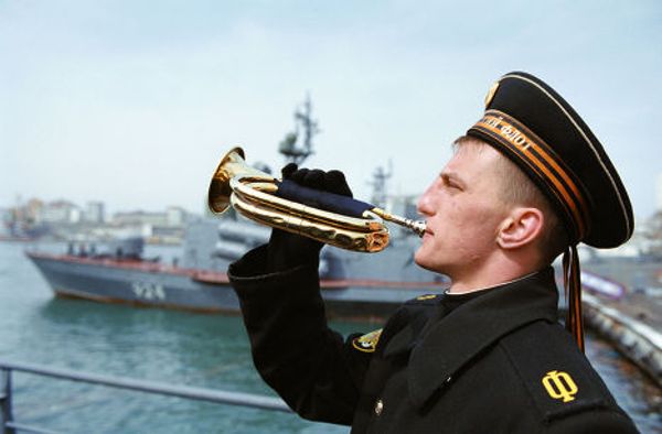 На гвардейском ракетном крейсере Варяг