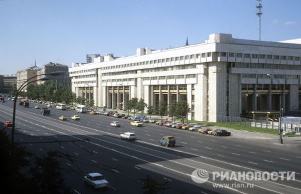 Здание АПН на Зубовском бульваре