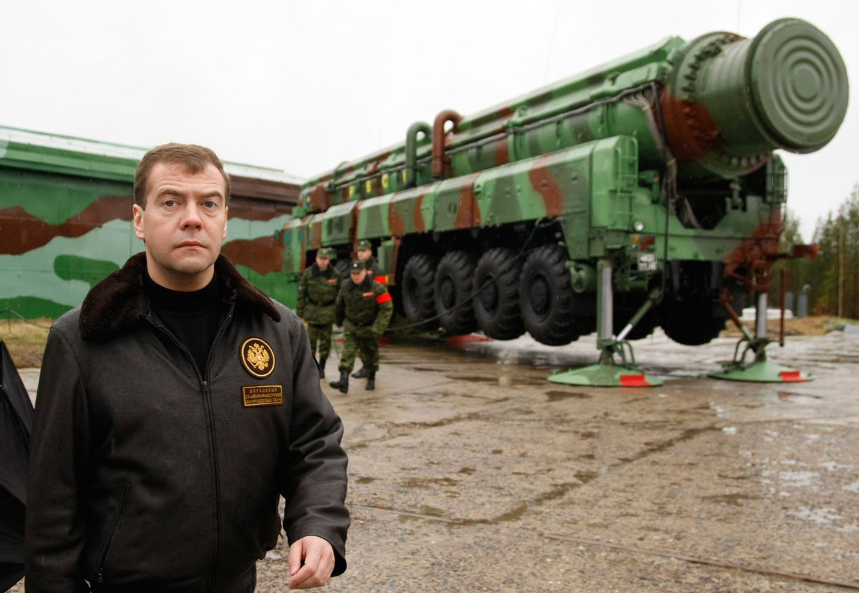 Д.Медведев