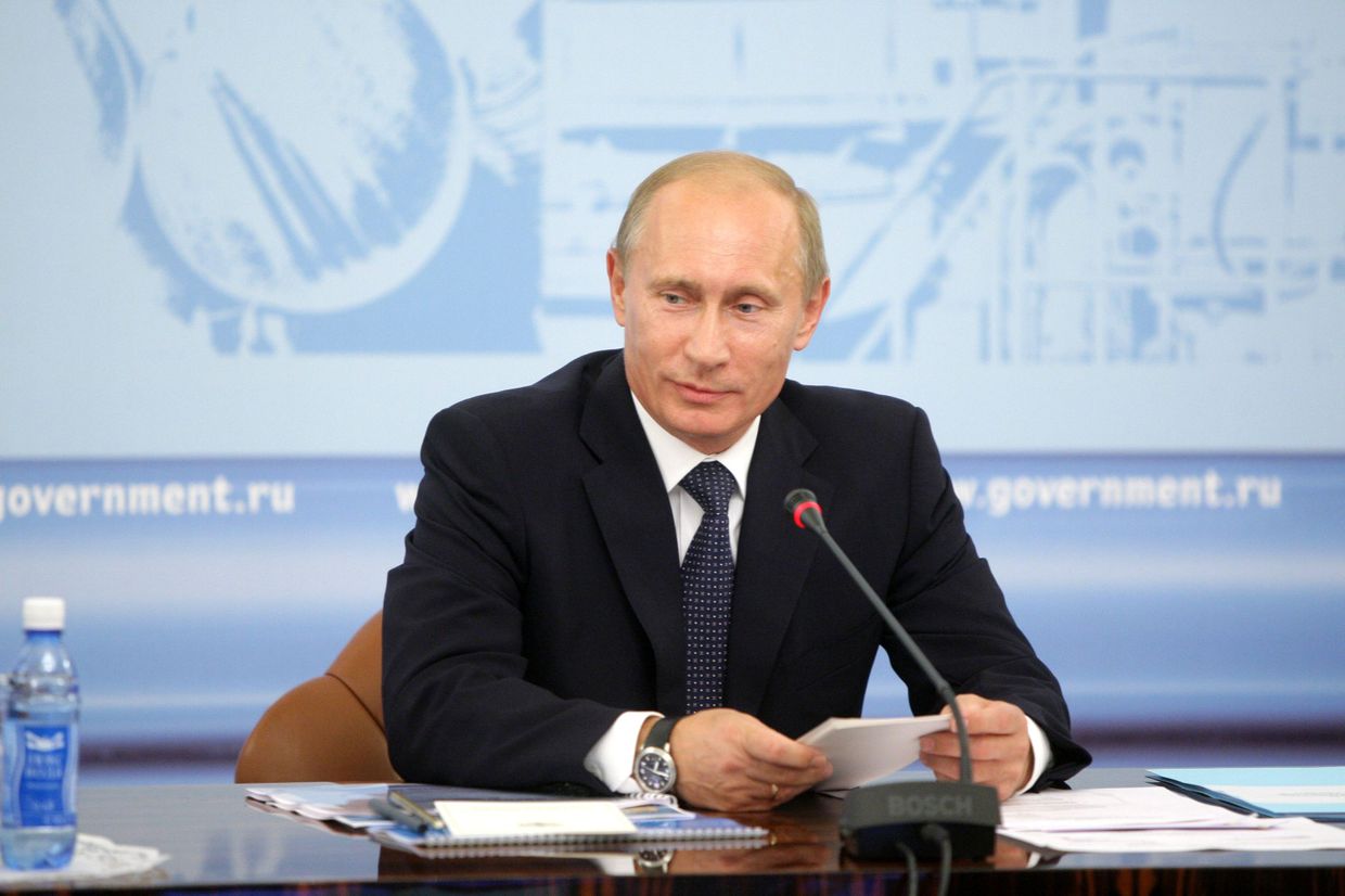 Премьер-министр РФ Владимир Путин провел совещание по вопросу О мерах по развитию черной металлургии