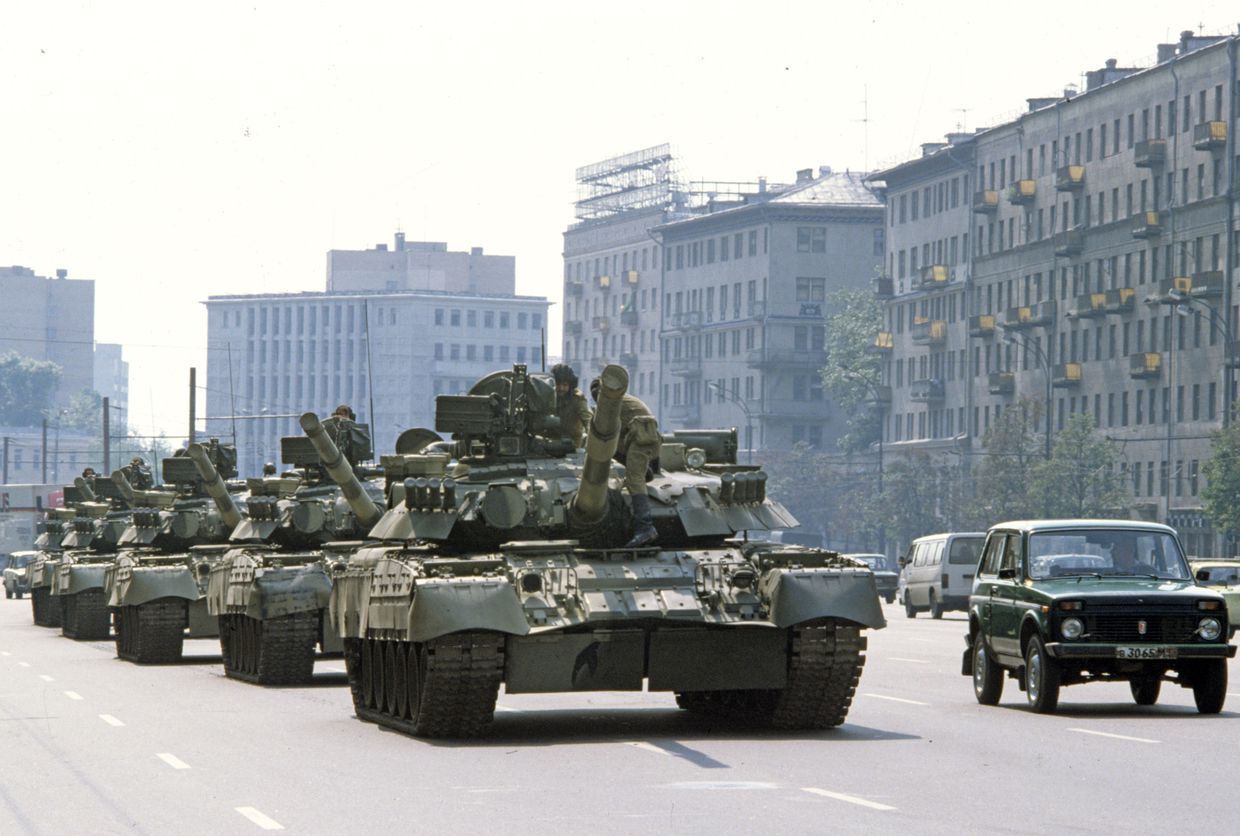 Танки на улицах Москвы