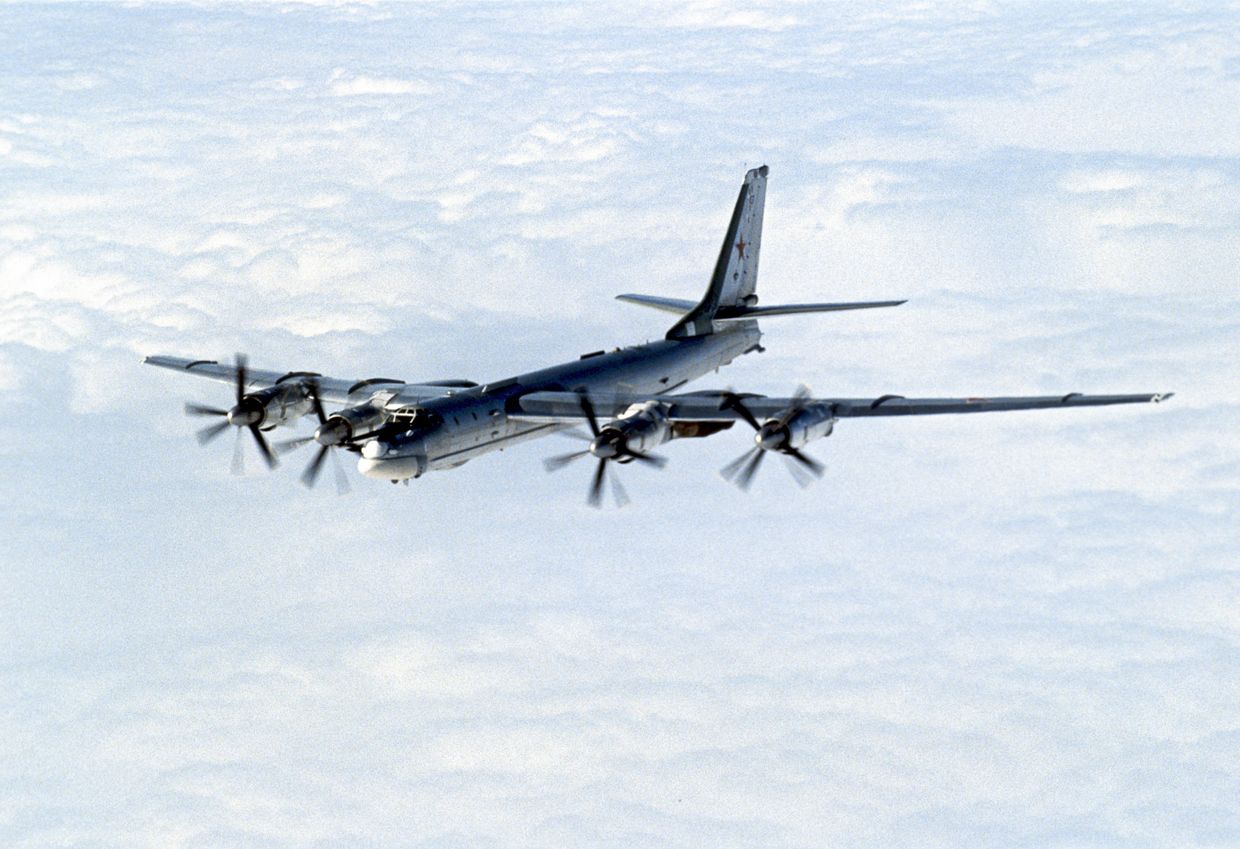 Стратегический бомбардировщик ТУ-95