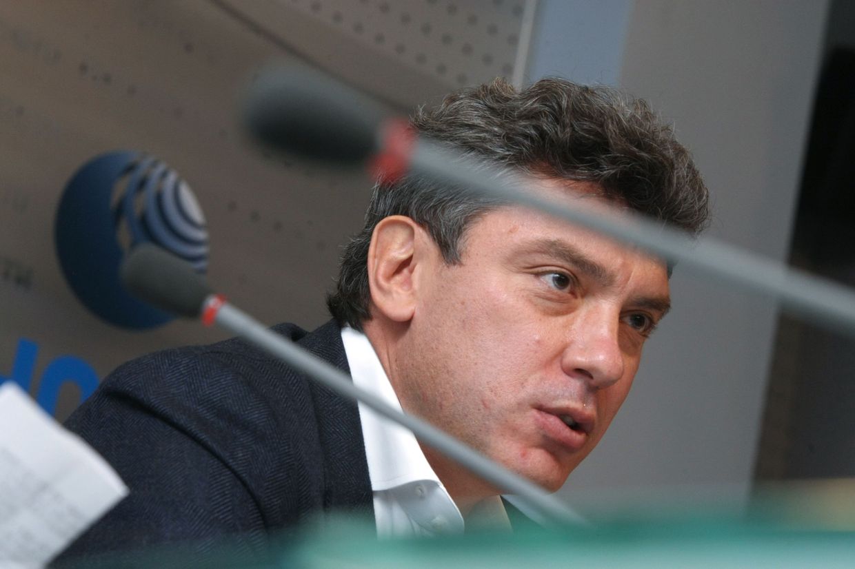 Пресс-конференция политика Бориса Немцова и адвоката Вадима Прохорова в агентстве РИА Новости