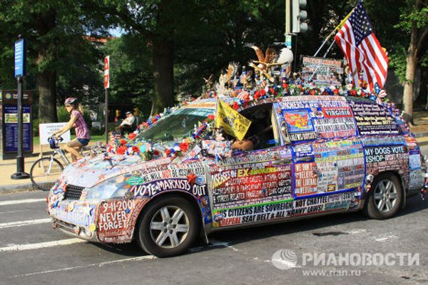 Митинги республиканцев против политики администрации США