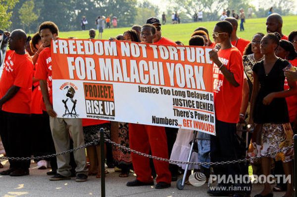 Митинги республиканцев против политики администрации США