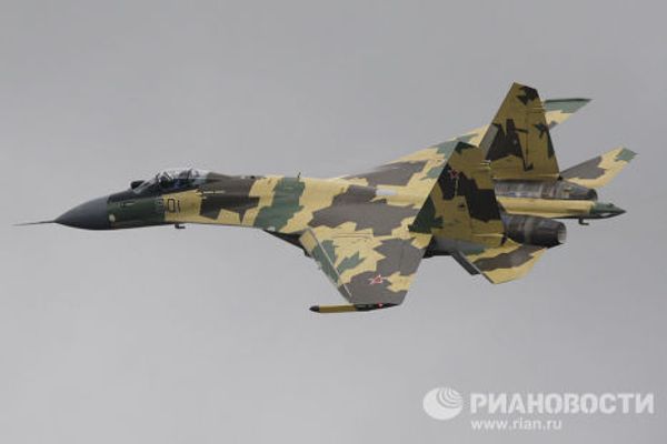 Многоцелевой истребитель Су-35