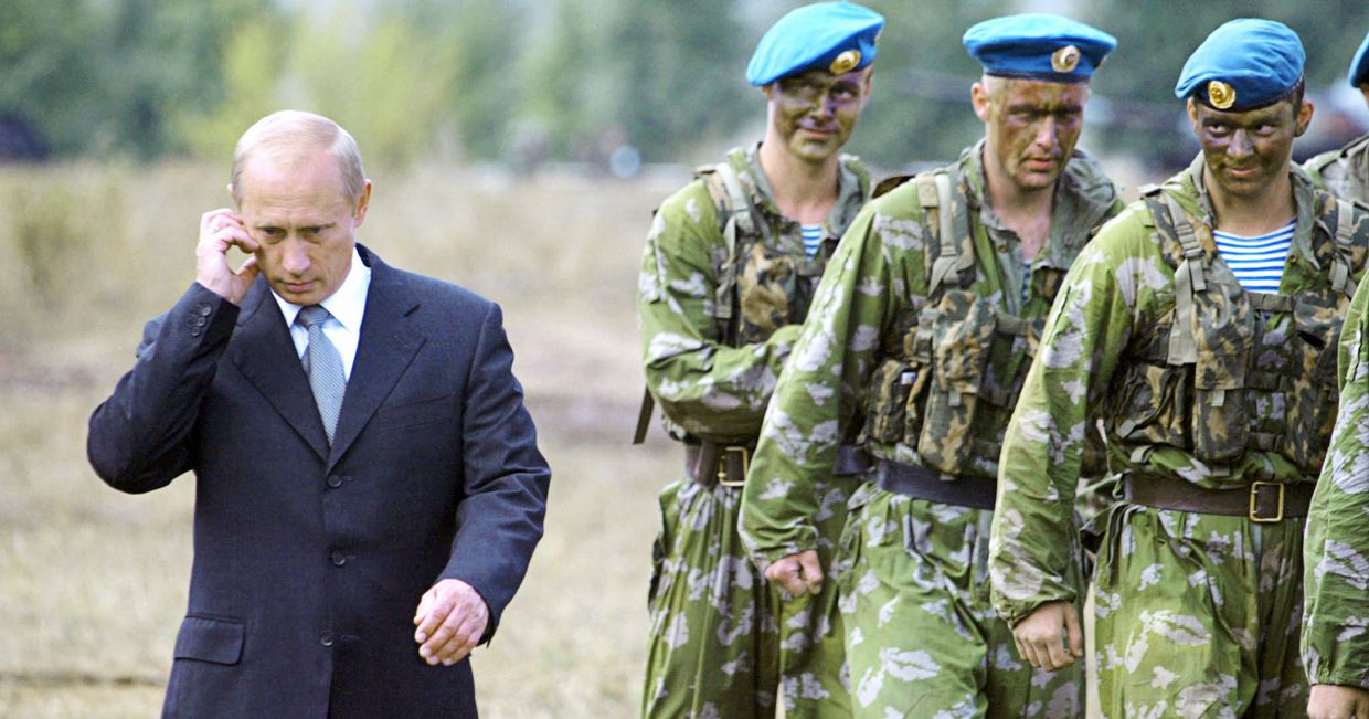 В.Путин на полигоне 212-го окружного учебного центра Сибирского военного округа В.Путин на полигоне 212-го окружного учебного центра Сибирского военного округа