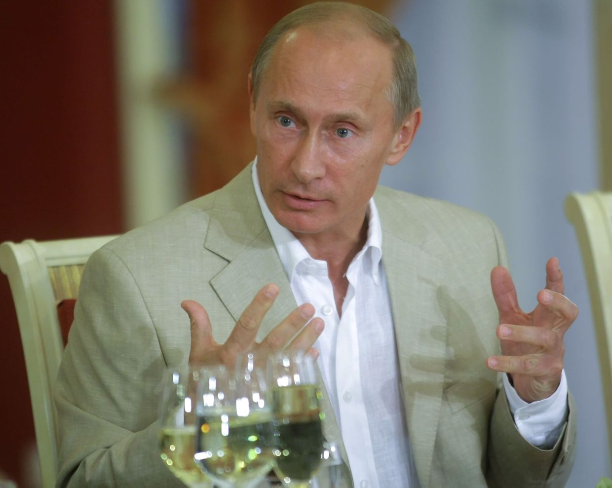 Премьер-министр РФ Владимир Путин встретился с членами Международного дискуссионного клуба Валдай