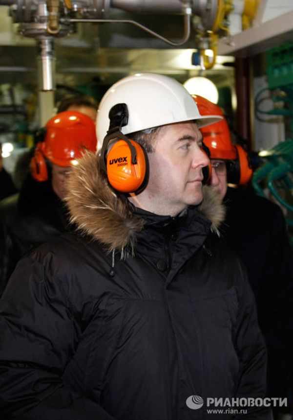 Дмитрий Медведев посетил Западно-Сахалинское нефтяное месторождение
