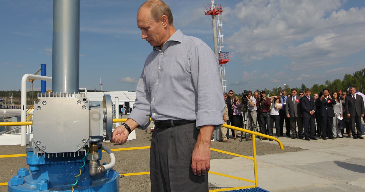 Премьер-министр РФ Владимир Путин открыл российский участок нефтепровода Россия-Китай