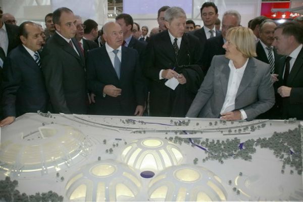 Юрий Лужков и его супруга на 11-й международной выставке EXPO REAL-2008 в Мюнхене