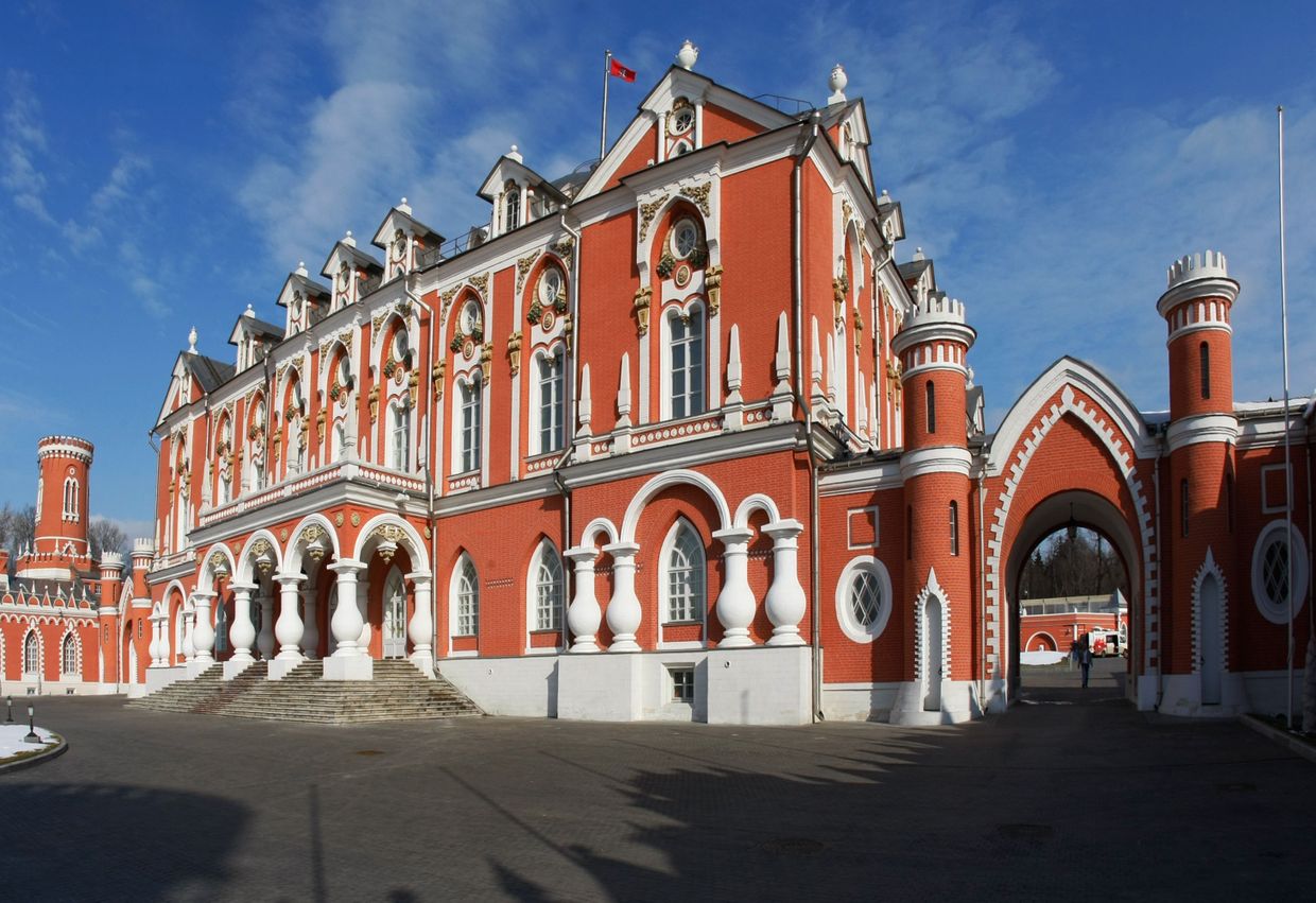 Петровской путевой дворец открылся после 10-летней реконструкции