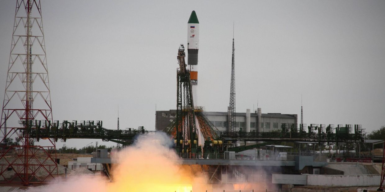 Пуск ракеты-носителя Союз-У с грузовиком Прогресс М-05М с космодрома Байконур