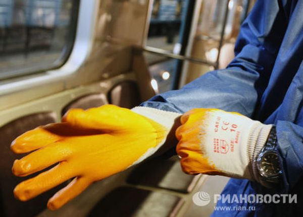 Дезинфекция вагонов метро в депо Калужское