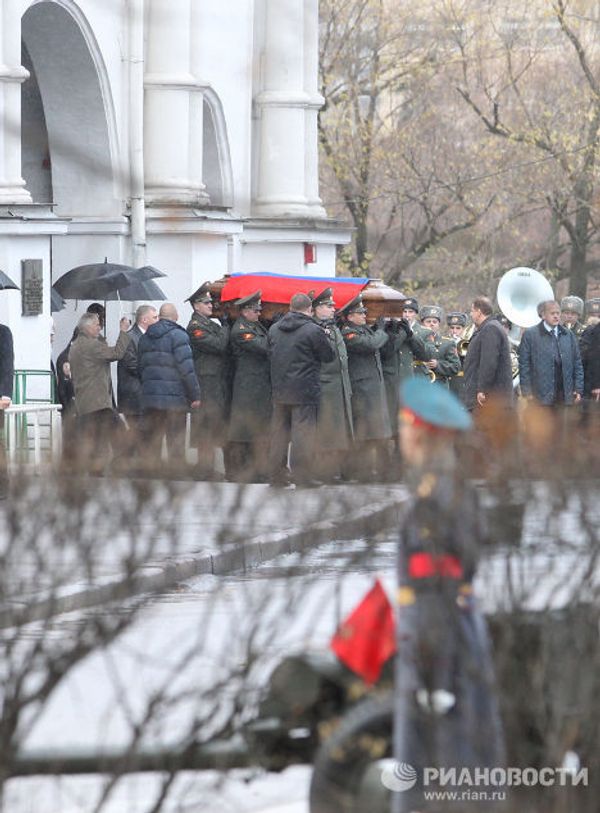 Похороны экс главы правительства РФ В.Черномырдина состоялись на Новодевичьем кладбище