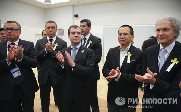 Президент РФ Д.Медведев встретился с членами Делового консультативного совета форума АТЭС